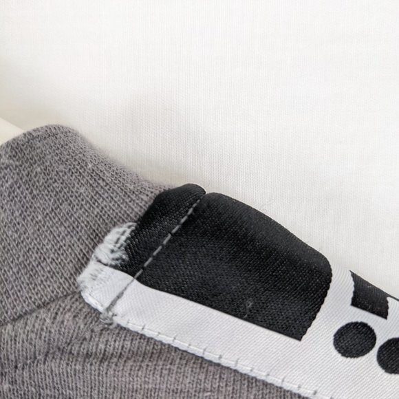 2 for $20 Bench Grey Logo Sleeve Sweatshirt Size M - Picture 3 of 5